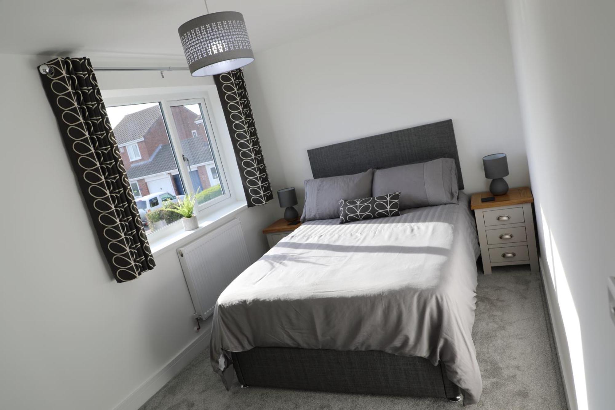 Modern, Two Double Bedroom House With Free Parking Chepstow Eksteriør billede